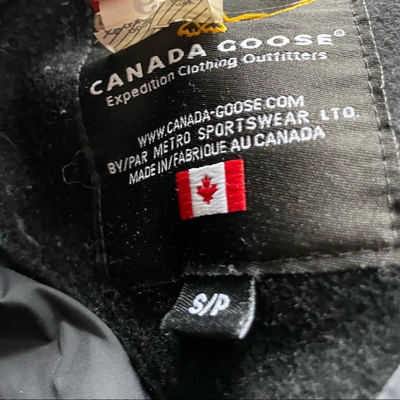 Canada Goose winter jacket- Limited Edition Melton Size S - Picture 5 of 8